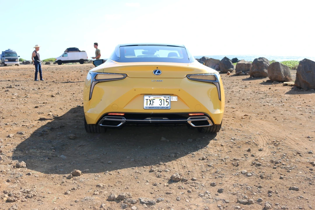 2020 Lexus LC - Image 6 of 31