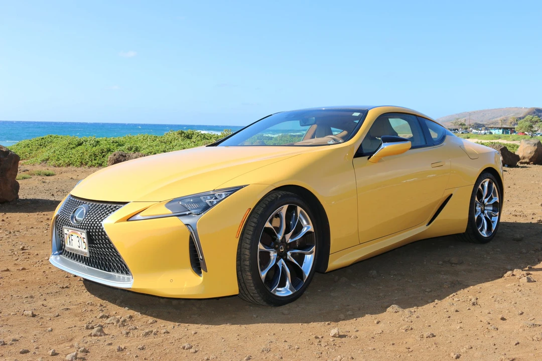 2020 Lexus LC - Image 3 of 31