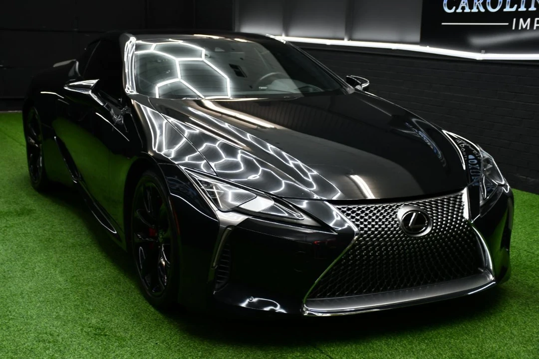 2020 Lexus LC - Image 7 of 31