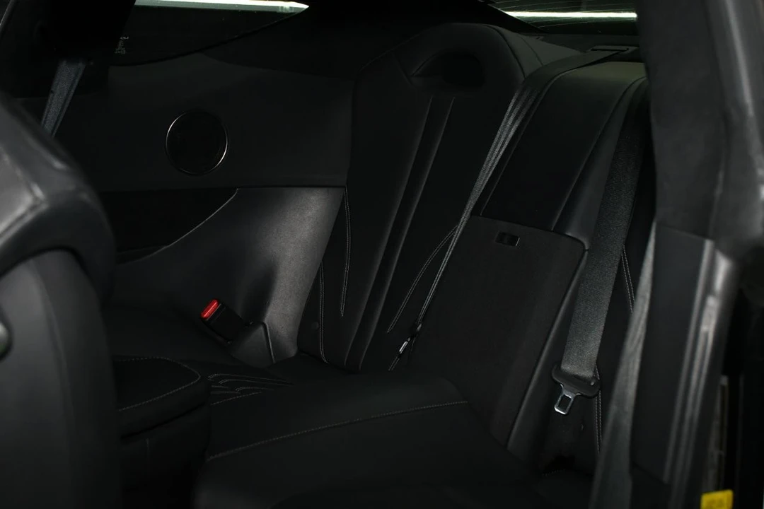 2020 Lexus LC - Image 30 of 31