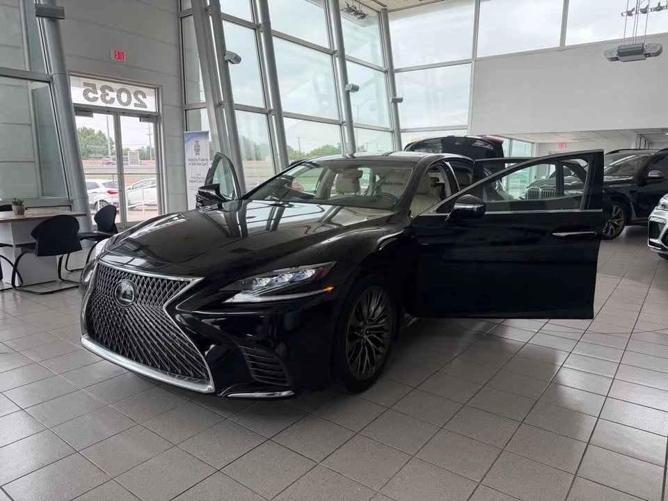 2020 Lexus LS 5th Gen - Image 9 of 20