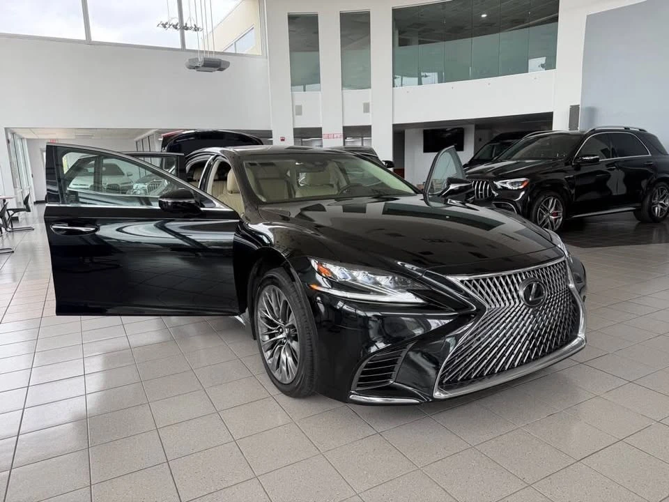 2020 Lexus LS 5th Gen - Image 7 of 20