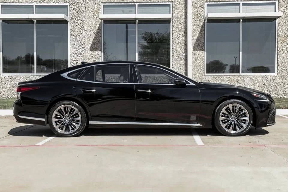 2020 Lexus LS 5th Gen - Image 6 of 18