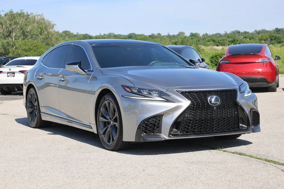 2020 Lexus LS 5th Gen - Image 4 of 20