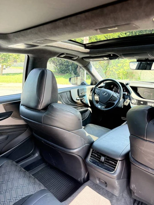 2020 Lexus LS 5th Gen - Image 4 of 12