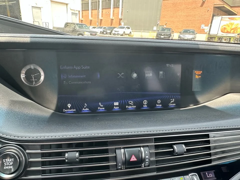 2020 Lexus LS 5th Gen - Image 14 of 17