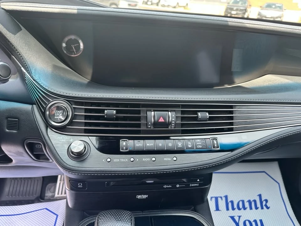 2020 Lexus LS 5th Gen - Image 11 of 17