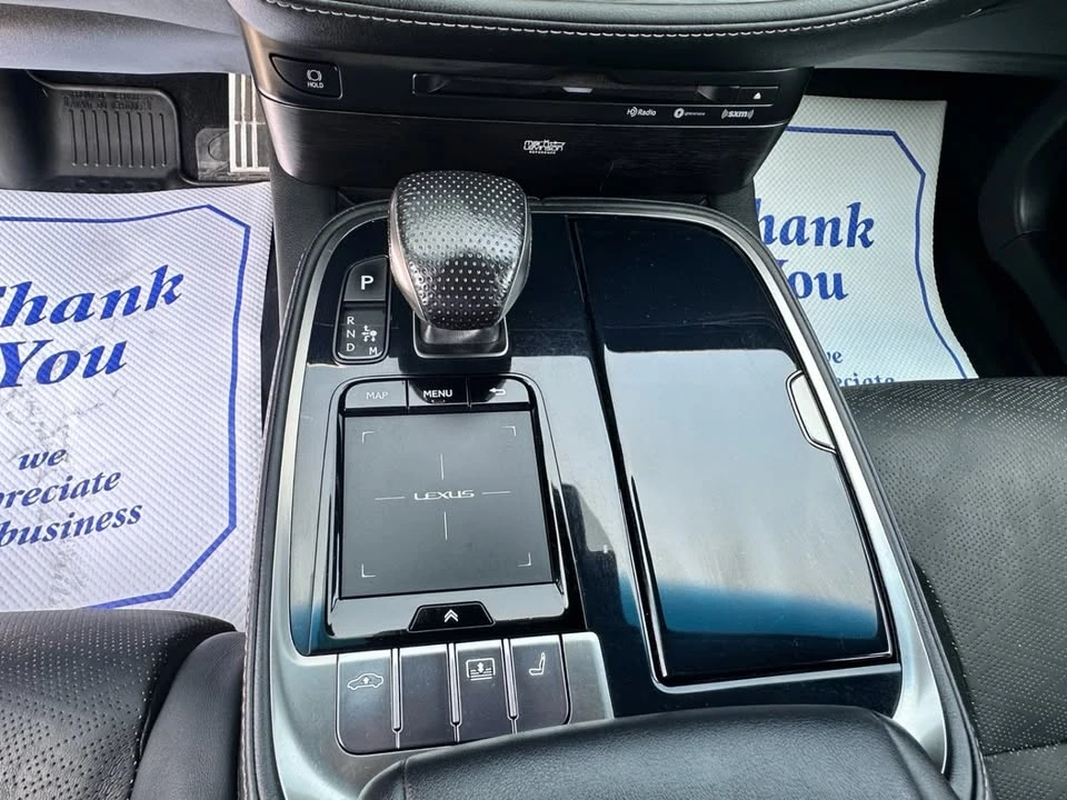 2020 Lexus LS 5th Gen - Image 15 of 17