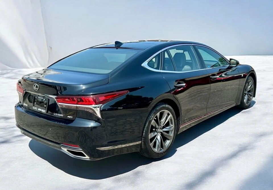 2020 Lexus LS 5th Gen - Image 3 of 17