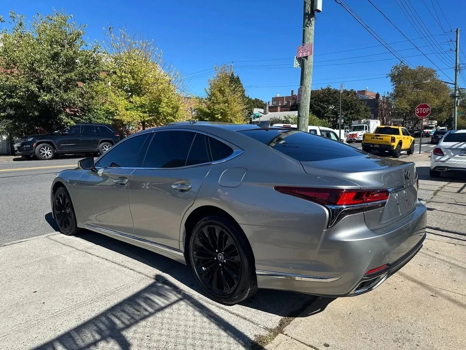 2020 Lexus LS 5th Gen - Image 7 of 13
