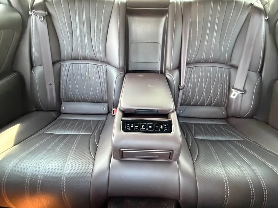 2020 Lexus LS 5th Gen - Image 13 of 14