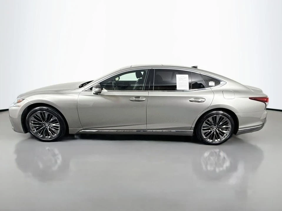 2020 Lexus LS 5th Gen - Image 8 of 20