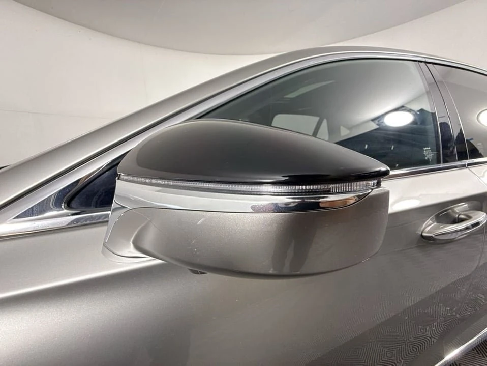 2020 Lexus LS 5th Gen - Image 20 of 20