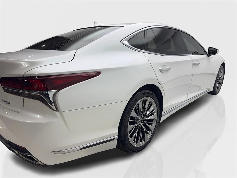 2020 Lexus LS 5th Gen - Image 13 of 21