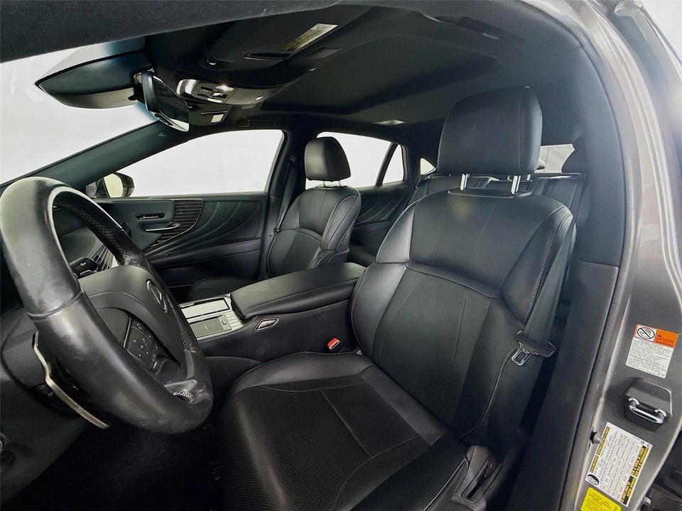 2020 Lexus LS 5th Gen - Image 13 of 14