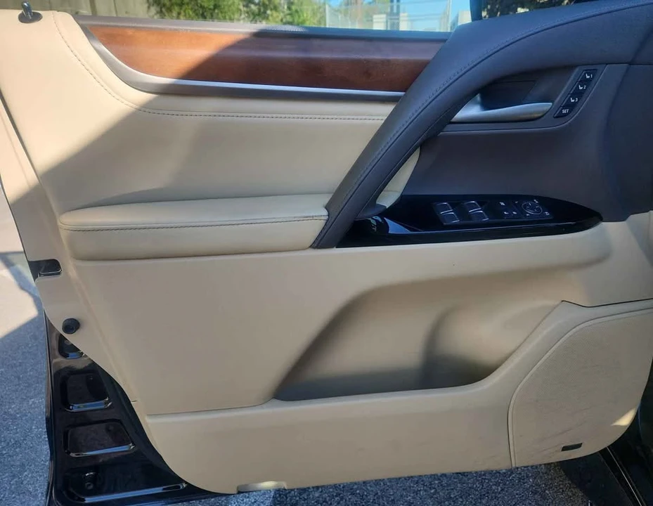2020 Lexus LX 4th Gen - Image 13 of 15