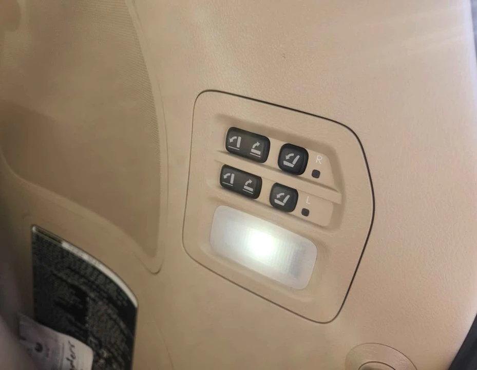 2020 Lexus LX 4th Gen - Image 8 of 15