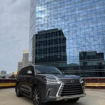 2020 Lexus LX 570