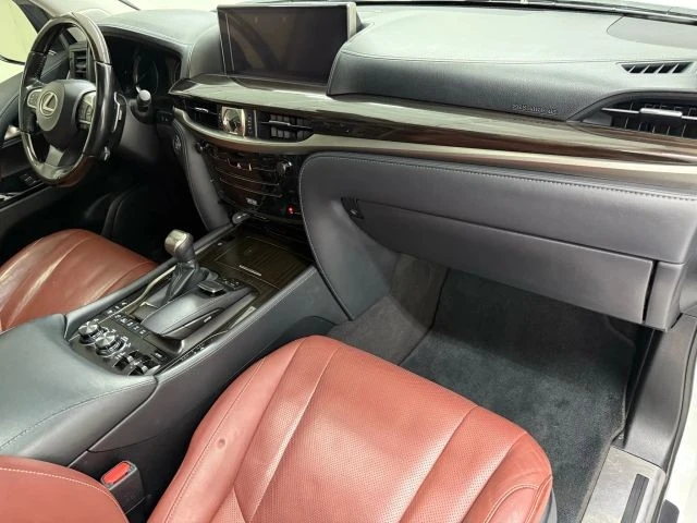 2020 Lexus LX 4th Gen - Image 12 of 21