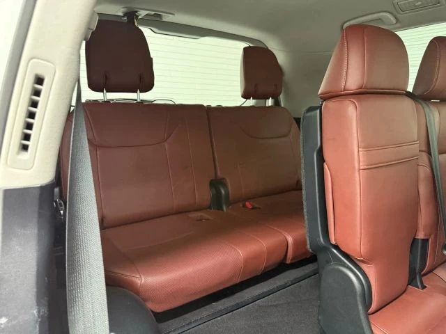 2020 Lexus LX 4th Gen - Image 19 of 21