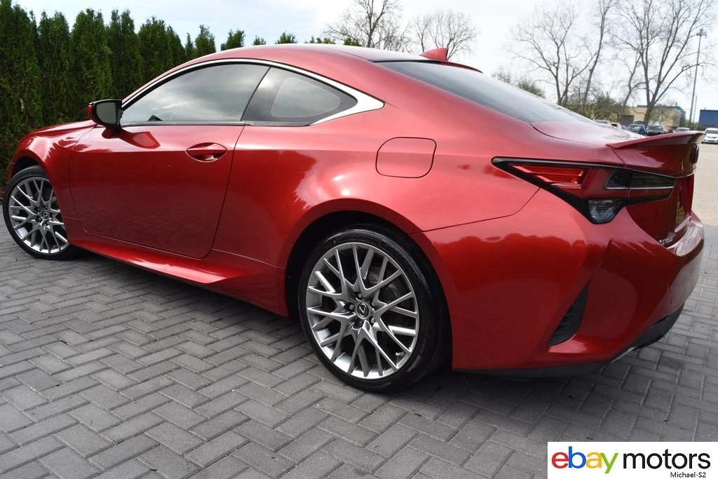 2020 Lexus RC - Image 7 of 24