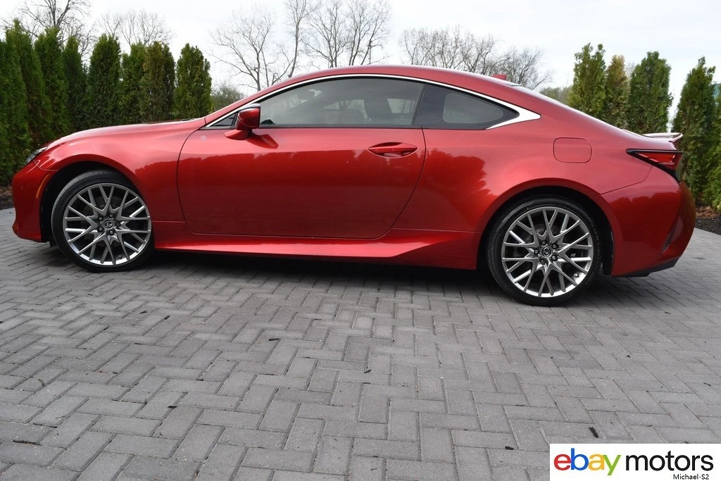 2020 Lexus RC - Image 8 of 24