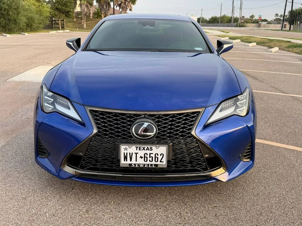 2020 Lexus RC F - Image 2 of 10