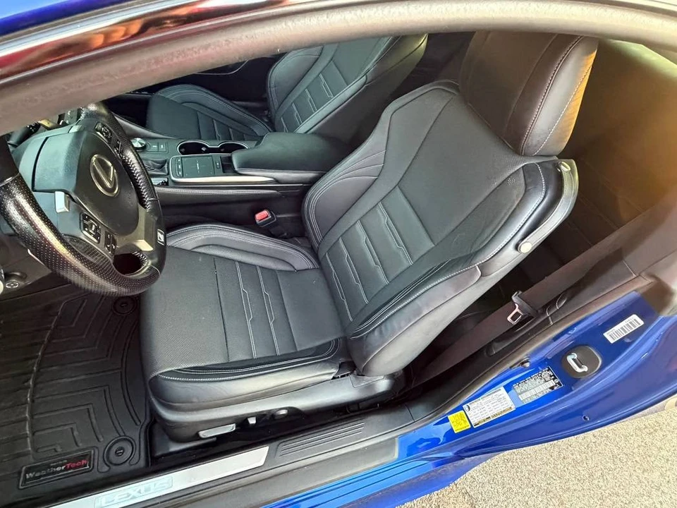 2020 Lexus RC F - Image 4 of 10