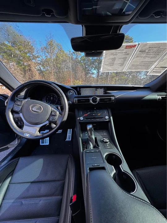 2020 Lexus RC - Image 6 of 7