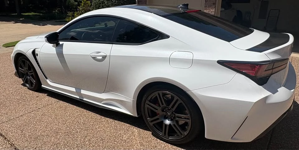 2020 Lexus RC F - Image 8 of 10