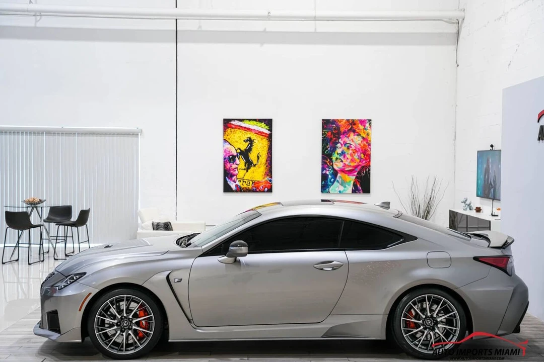 2020 Lexus RC F - Image 11 of 12