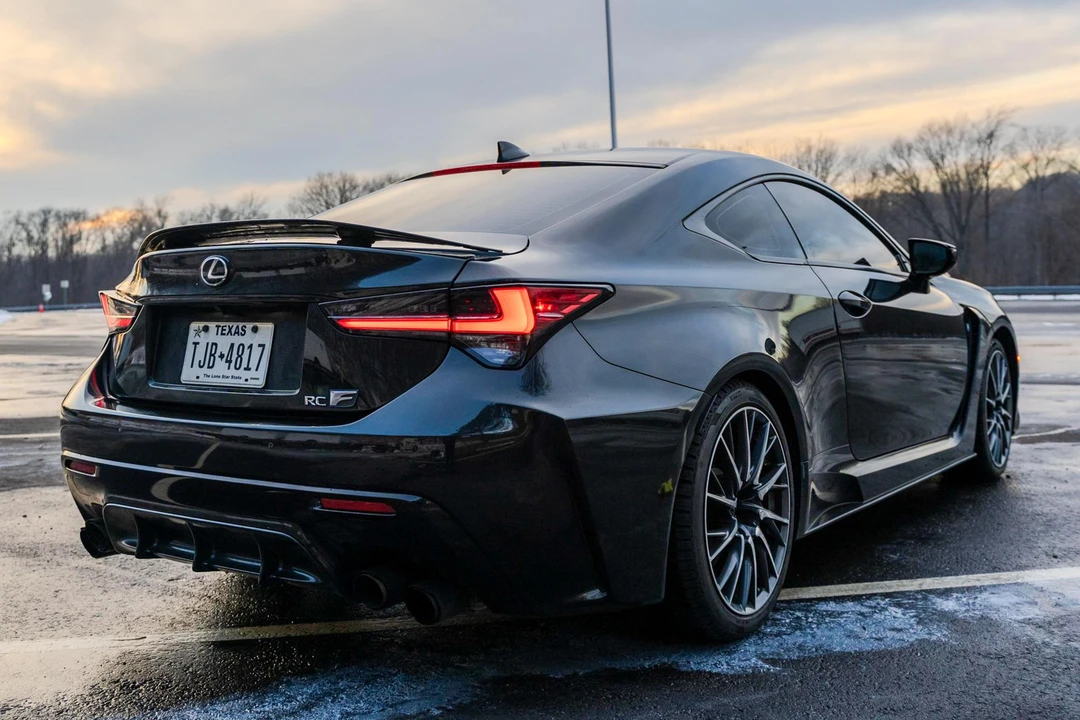 2020 Lexus RC F - Image 4 of 26