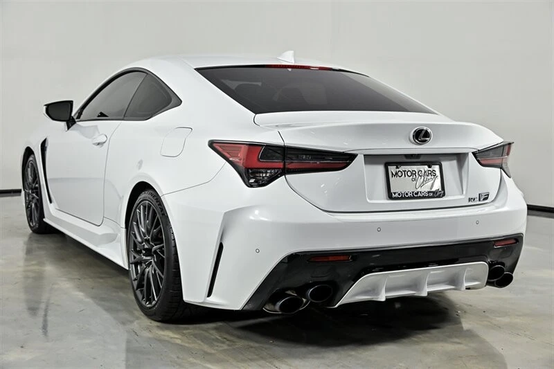 2020 Lexus RC F - Image 7 of 31