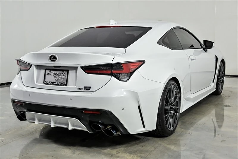 2020 Lexus RC F - Image 9 of 31