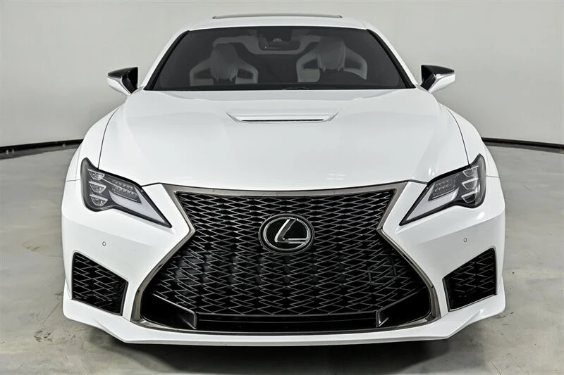 2020 Lexus RC F - Image 4 of 31
