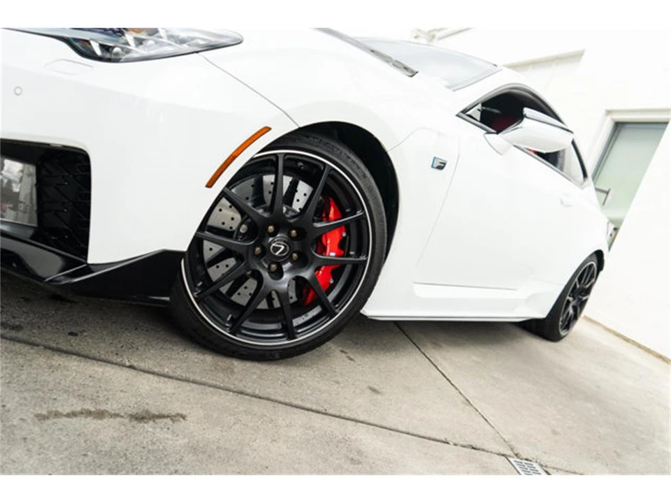 2020 Lexus RC F - Image 4 of 12
