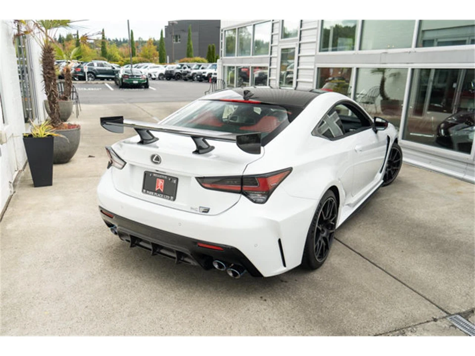 2020 Lexus RC F - Image 6 of 12