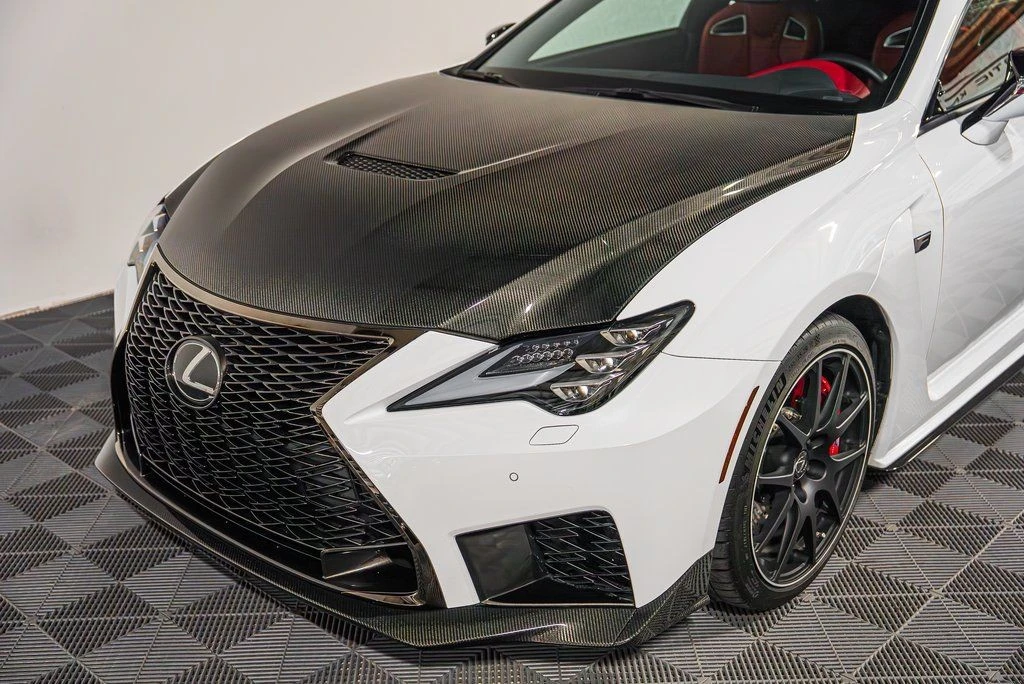 2020 Lexus RC F - Image 14 of 21