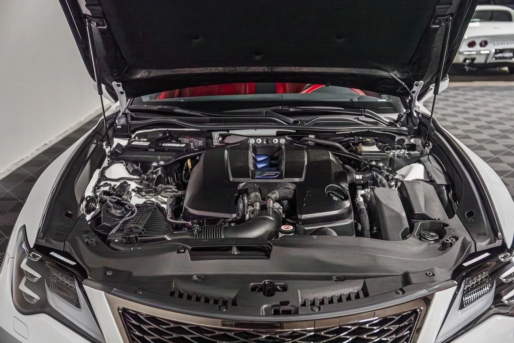 2020 Lexus RC F - Image 17 of 21