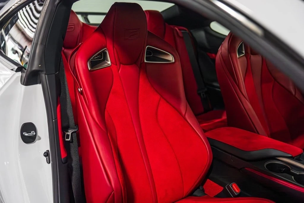 2020 Lexus RC F - Image 21 of 21