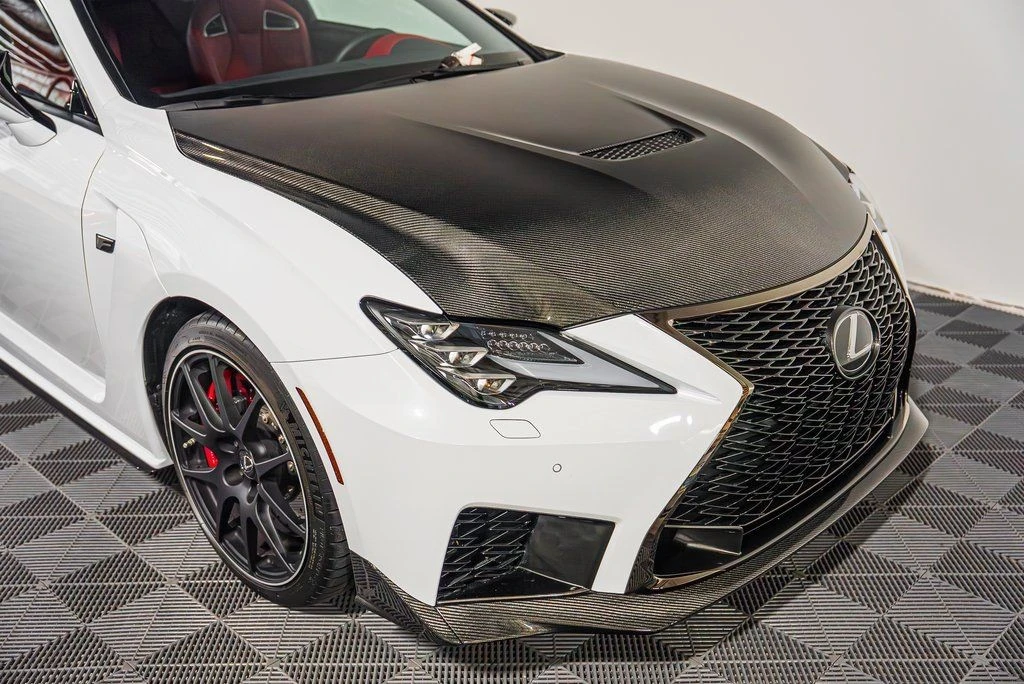 2020 Lexus RC F - Image 6 of 21