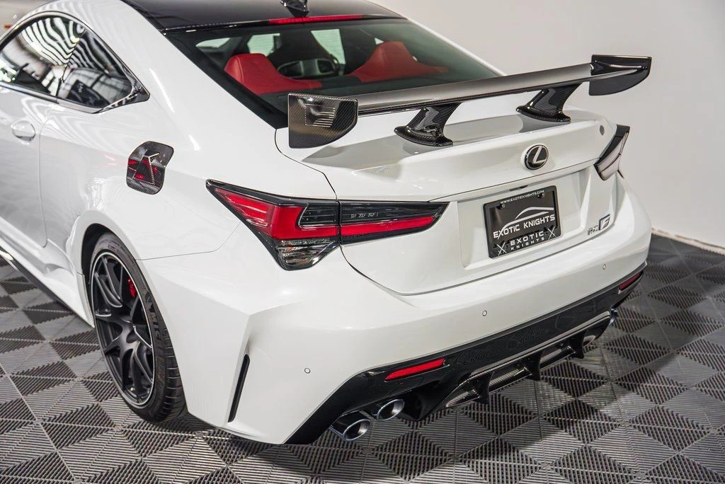 2020 Lexus RC F - Image 13 of 21