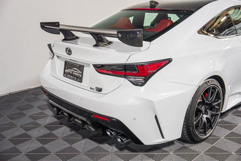 2020 Lexus RC F - Image 4 of 21