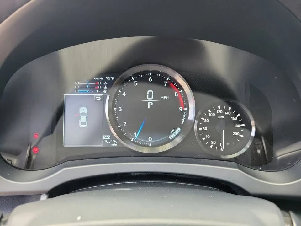 2020 Lexus RC F - Image 14 of 20