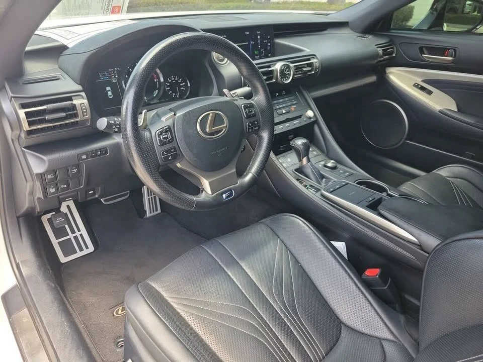2020 Lexus RC F - Image 8 of 20