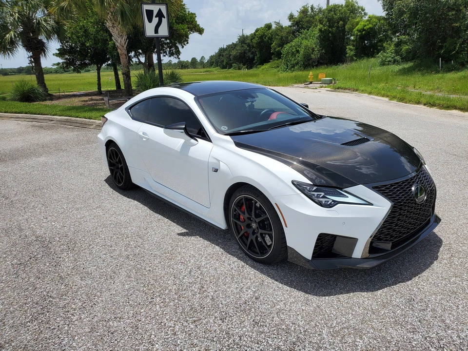 2020 Lexus RC F - Image 8 of 31