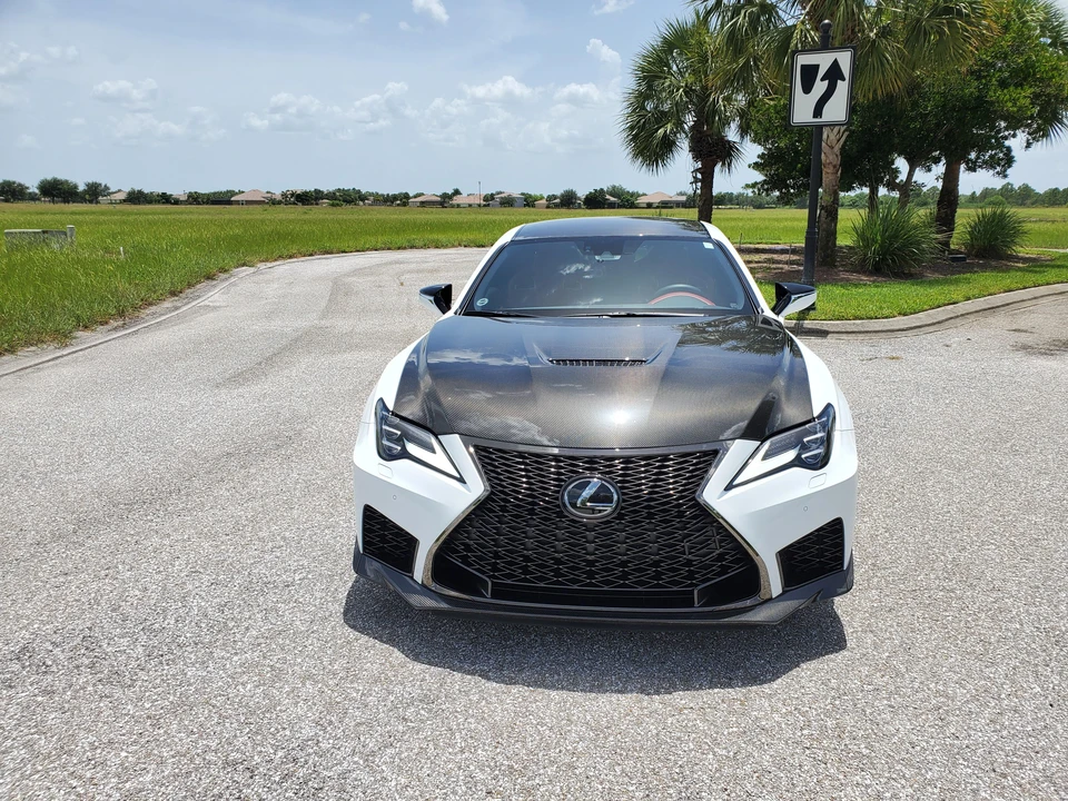 2020 Lexus RC F - Image 7 of 31