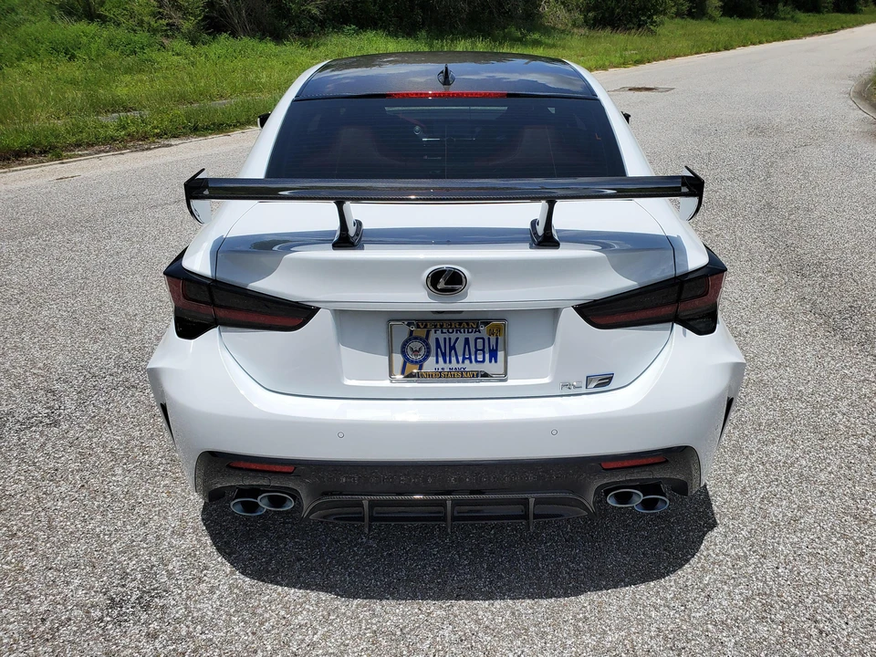 2020 Lexus RC F - Image 19 of 31