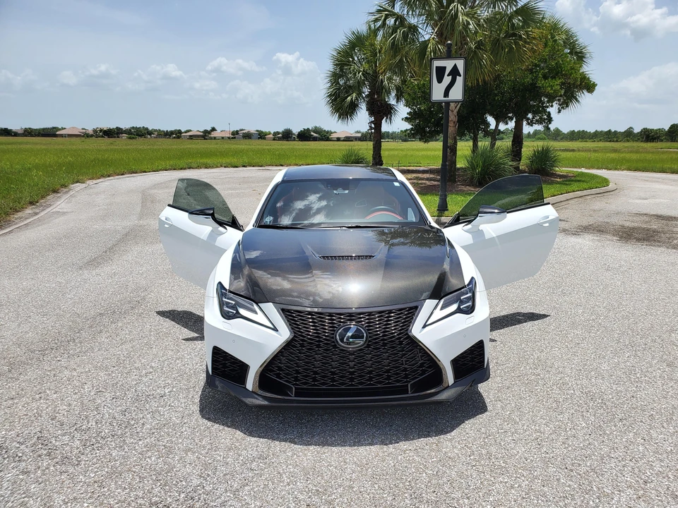 2020 Lexus RC F - Image 6 of 31
