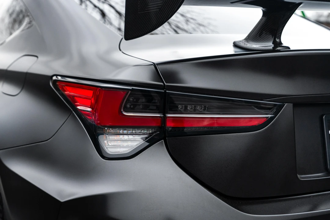 2020 Lexus RC F - Image 23 of 31